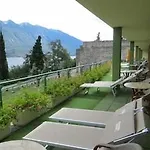Alexander 4*