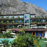 Alexander 4* Limone sul Garda