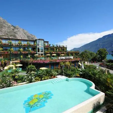 Hotell Alexander Limone sul Garda