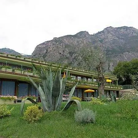 Hotel Alexander Limone sul Garda