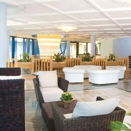 Alexander 4* リモーネ・スル・ガルダ