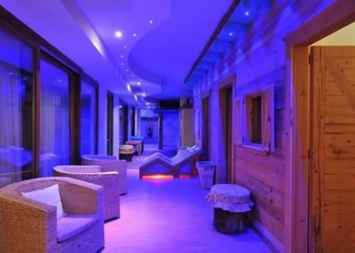 Alexander Hotel 4*