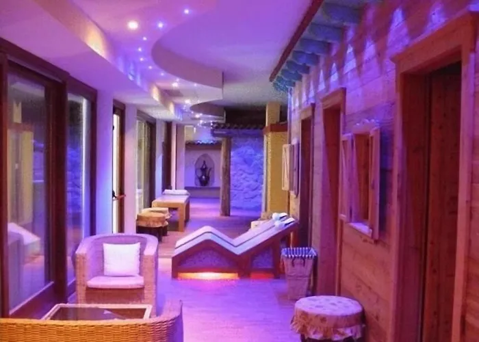 Alexander Hotel 4*