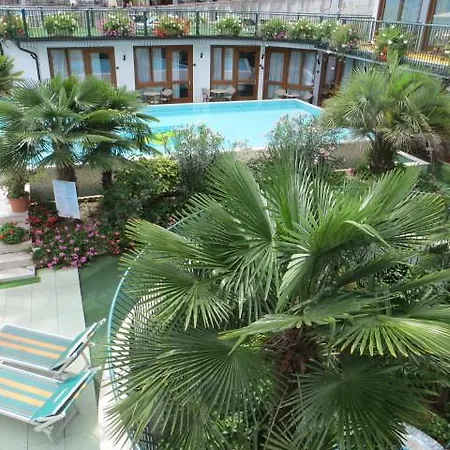 Hotel Alexander 4*