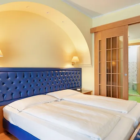 Alexander 4* Limone sul Garda